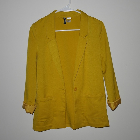H&M Jackets & Blazers - ⚡️3/$30 H & M Women's "Divided" Yellow blazer